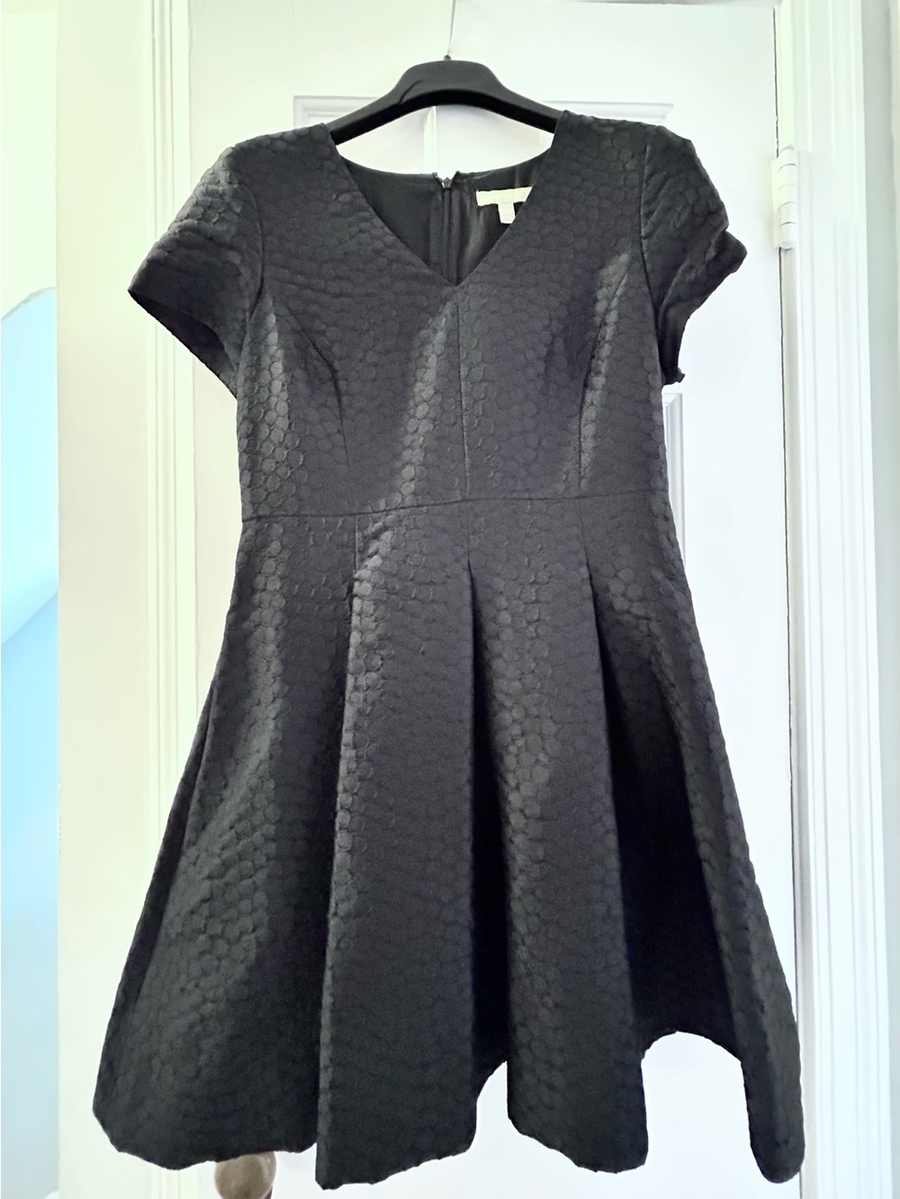 NWOT Banana Republic Black Textured Fit & Flare Silk Cocktail Dress